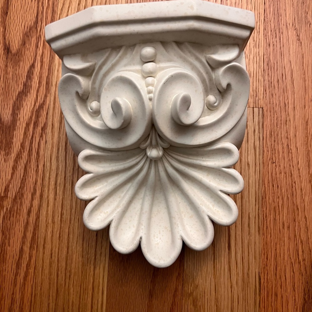 Elegant Cream Wall Sconce